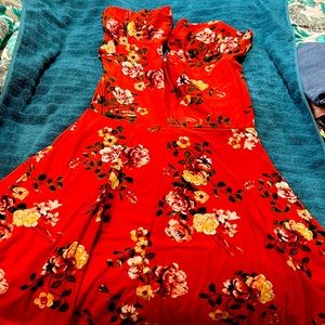 XL No Boundaries dress like burnt orange with flowers